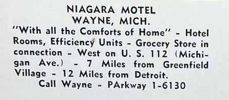 Niagara Motel (Parklane Motel) - Old Postcard View (newer photo)